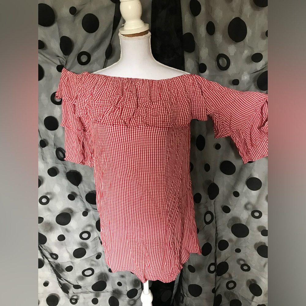 AMERICAN EAGLE Red Gingham Off-Shoulder Dress / Tunic